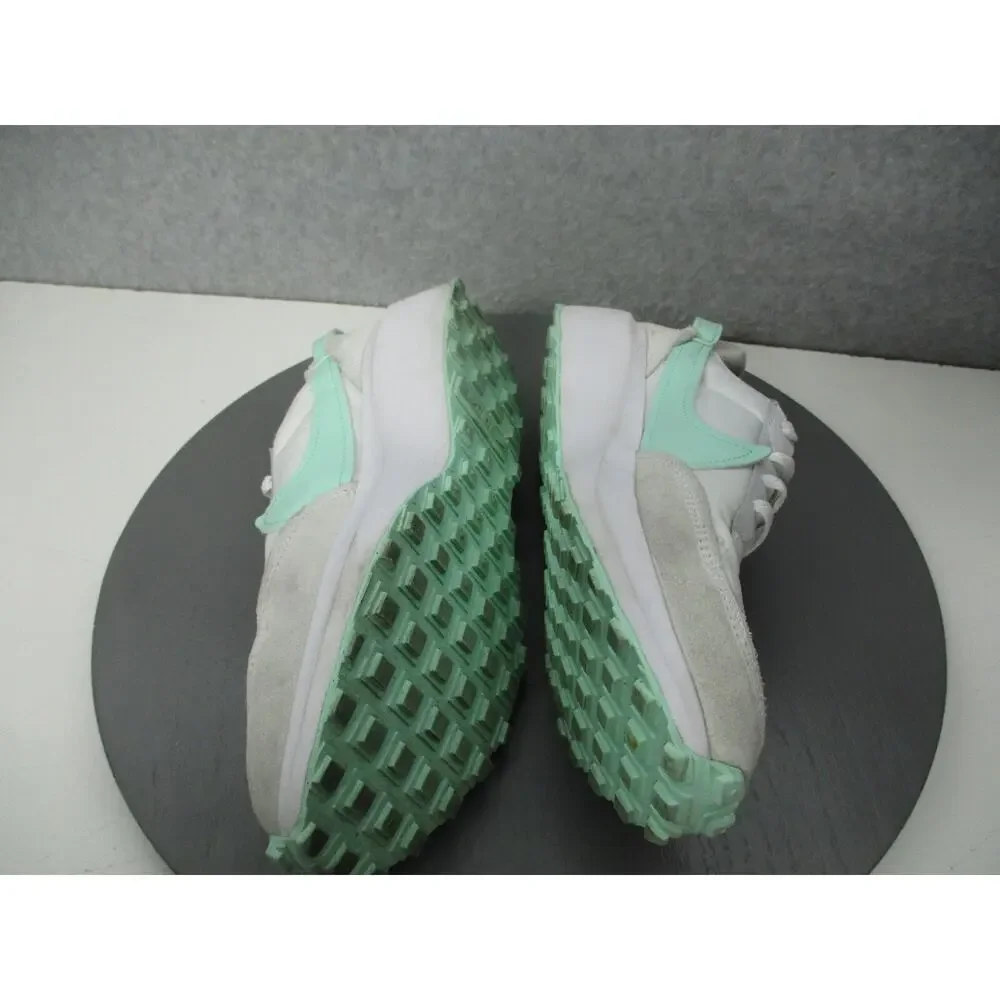 Nike Waffle Debut Womens Sz 6 White Green Mint Shoes Sneakers